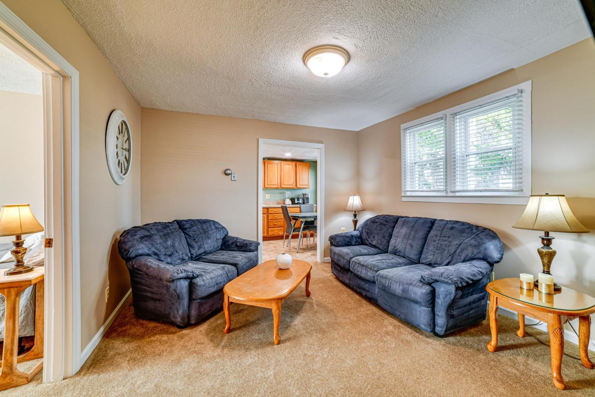 Less Than 2 Mi To Suny Cortland Unit With Private Parking Екстериор снимка